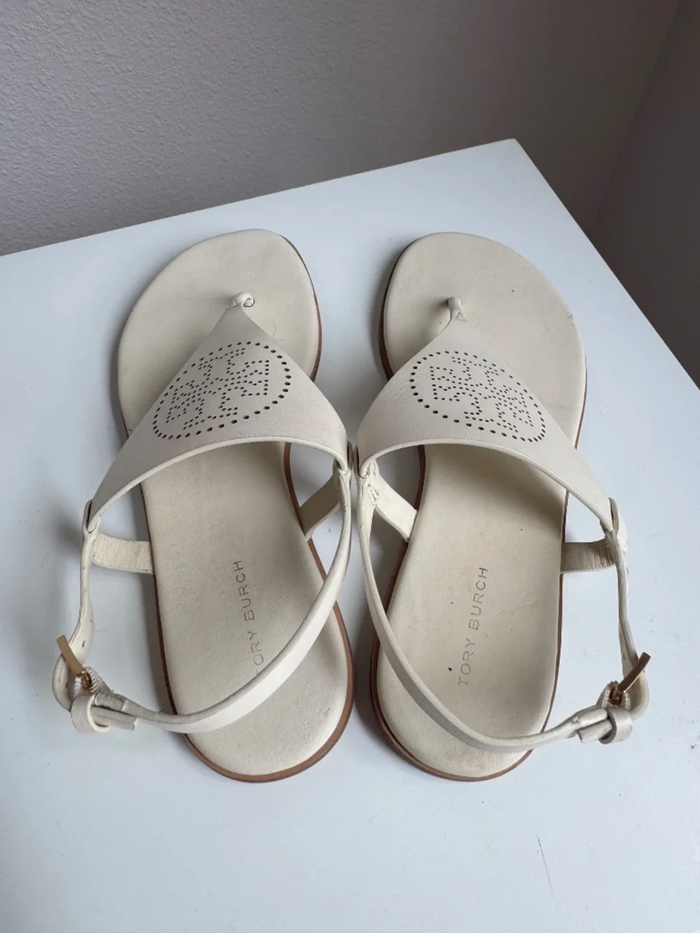 Tory Burch Capri Perf Sandals Light Cream Size6